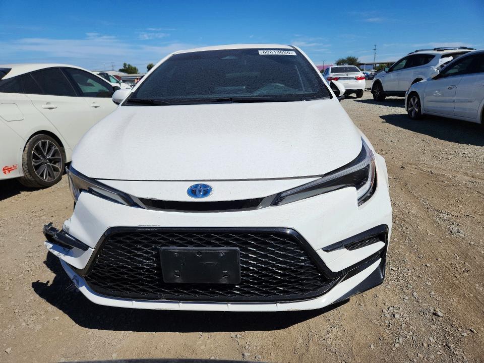 2024 Toyota Corolla Hybrid მანქანა იყიდება აუქციონზე, vin: JTDBCMFE5R3042119, აუქციონის ნომერი: 68013886