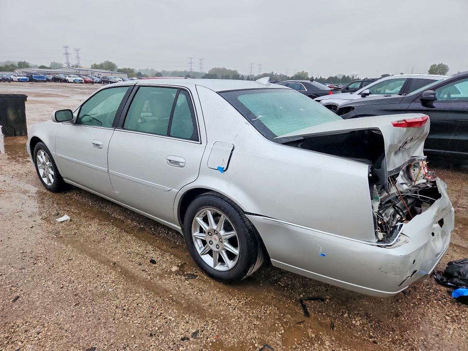 70838176 :رقم المزاد ، 1G6KD5EY9AU119011 vin ، 2010 Cadillac Dts مزاد بيع