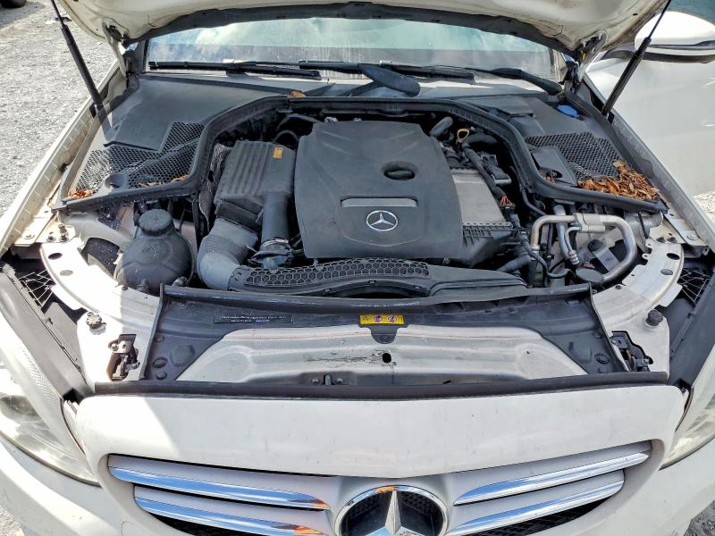 68219696 :رقم المزاد ، 55SWF4JB9JU242772 vin ، 2018 Mercedes-benz C مزاد بيع
