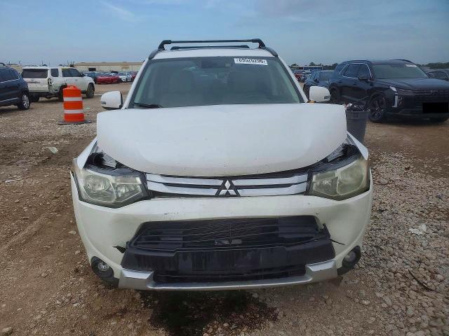 69520296 :رقم المزاد ، JA4AD3A34FZ005347 vin ، 2015 Mitsubishi Outlander مزاد بيع