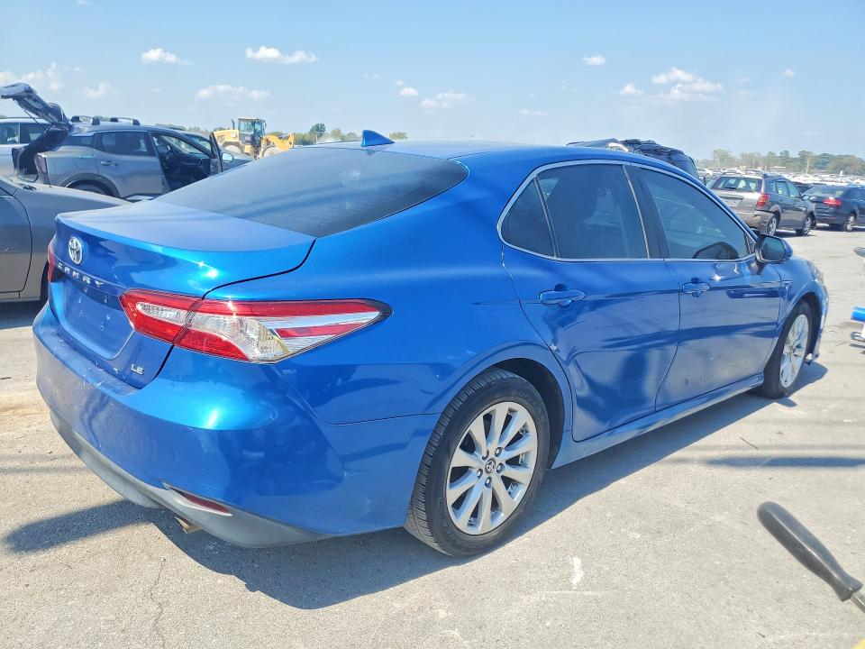 Продажа на аукционе авто 2019 Toyota Camry, vin: 4T1B11HK2KU179893, номер лота: 69652406