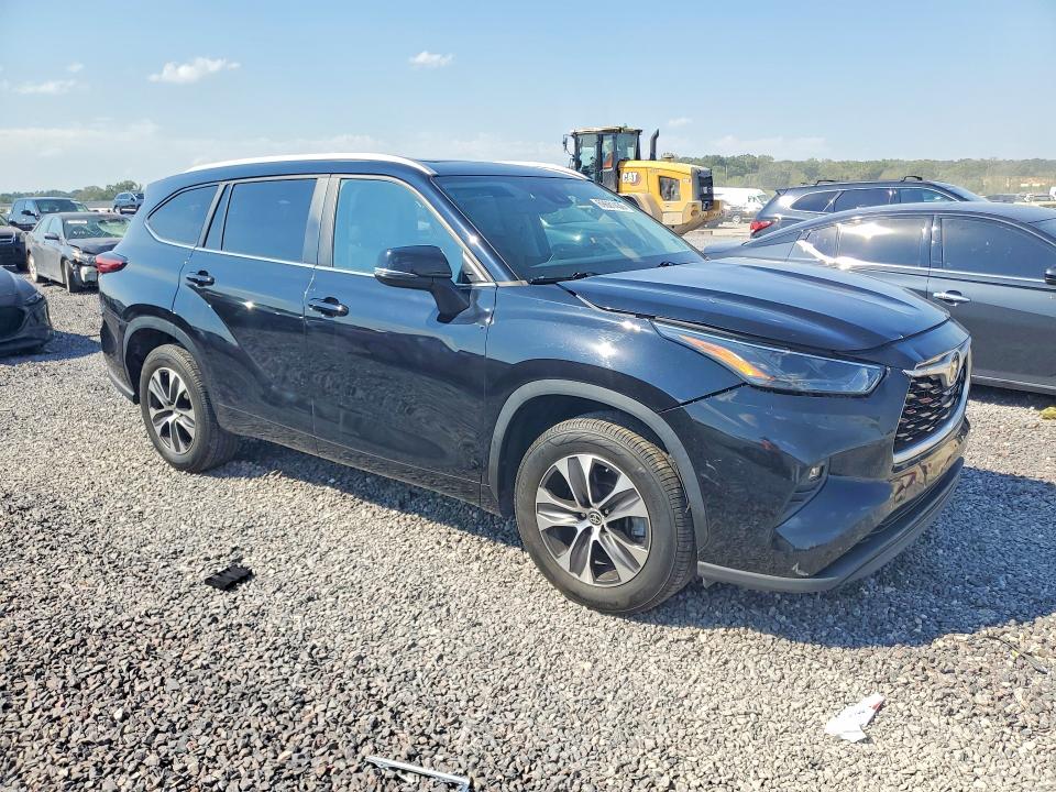 69681436 :رقم المزاد ، 5TDKDRAH4PS031054 vin ، 2023 Toyota Highlander مزاد بيع