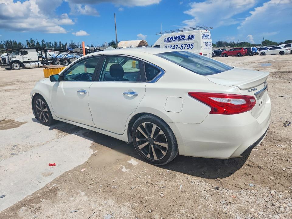 2016 Nissan Altima მანქანა იყიდება აუქციონზე, vin: 1N4AL3AP9GC171997, აუქციონის ნომერი: 68761976