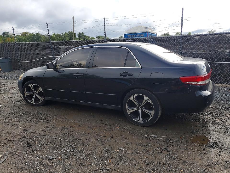 70450766 :رقم المزاد ، 1HGCM56334A015402 vin ، 2004 Honda Accord مزاد بيع