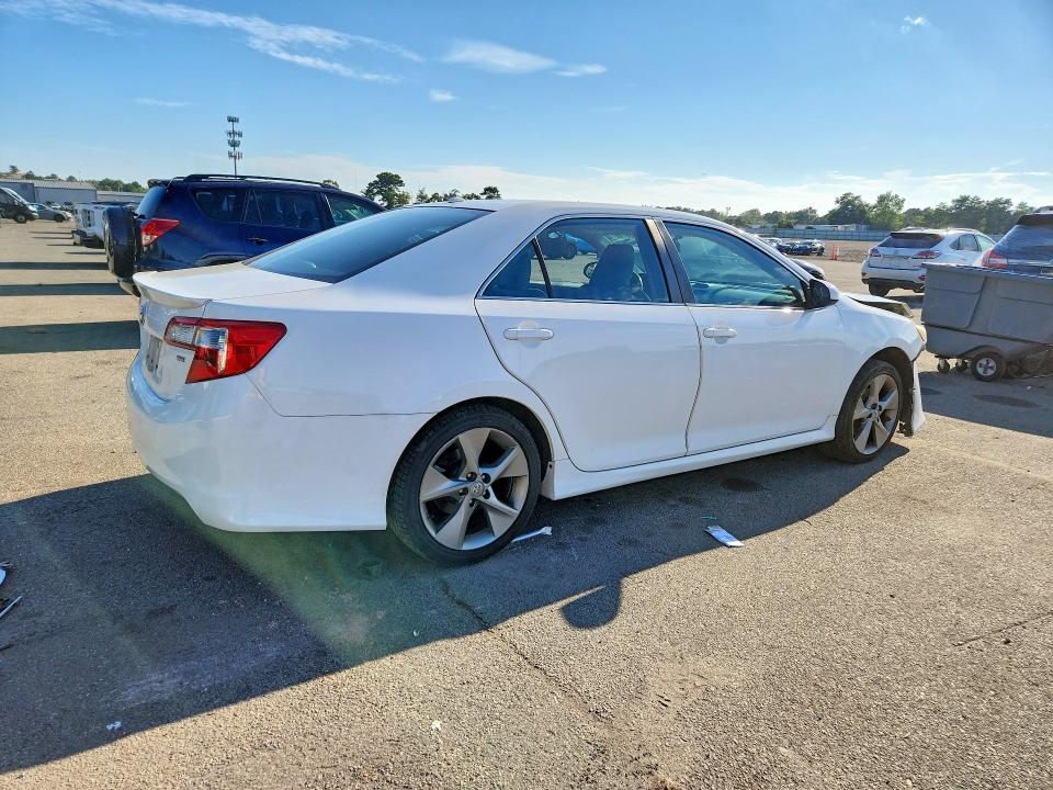 Aukcja sprzedaży 2014 Toyota Camry, vin: 4T1BK1FK7EU552852, numer aukcji: 68055706