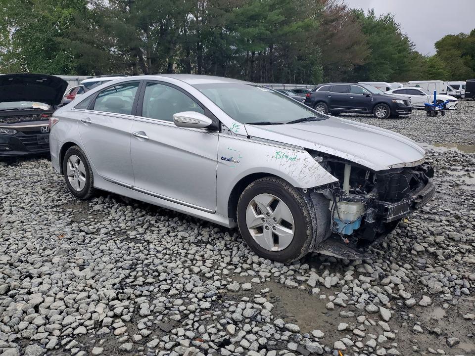 70766966 :رقم المزاد ، KMHEC4A46CA028059 vin ، 2012 Hyundai Sonata مزاد بيع