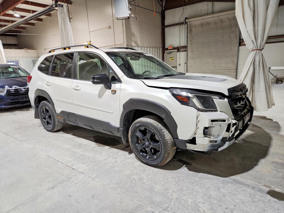 69748026 :رقم المزاد ، JF2SKAMC1NH499284 vin ، 2022 Subaru Forester مزاد بيع