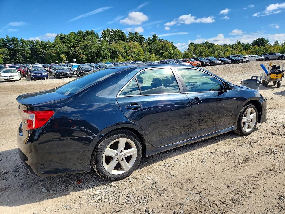 2014 Toyota Camry მანქანა იყიდება აუქციონზე, vin: 4T1BF1FK0EU361214, აუქციონის ნომერი: 70052386