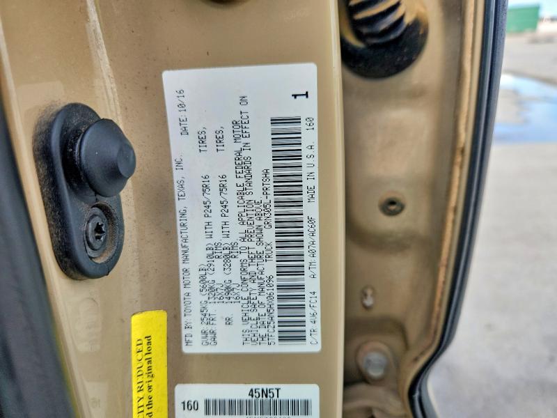 Auction sale of the 2017 Toyota Tacoma, vin: 5TFCZ5AN5HX061096, lot number: 67909796
