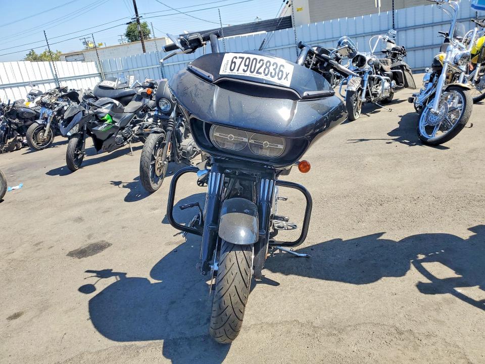 2016 Harley-davidson Fltrxs მანქანა იყიდება აუქციონზე, vin: 1HD1KTM31GB629350, აუქციონის ნომერი: 67902836