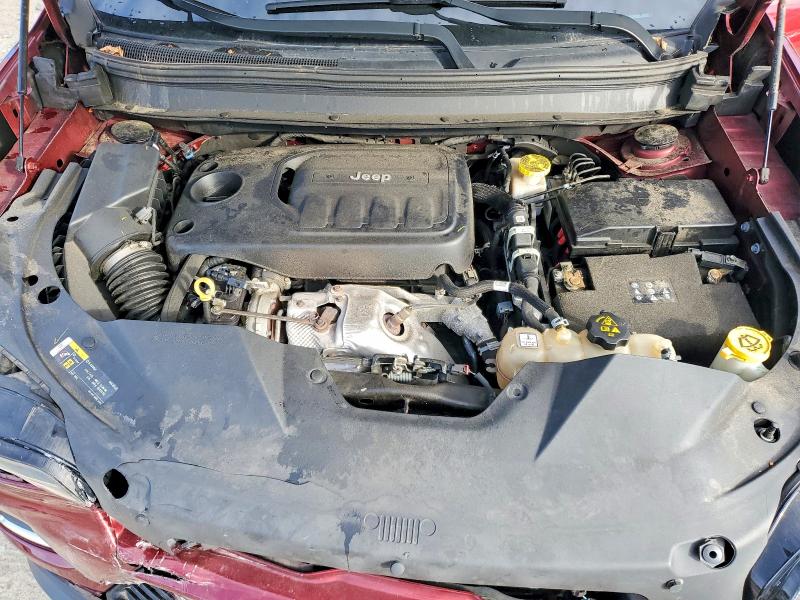 68331786 :رقم المزاد ، 1C4PJMDN6KD117621 vin ، 2019 Jeep Cherokee مزاد بيع