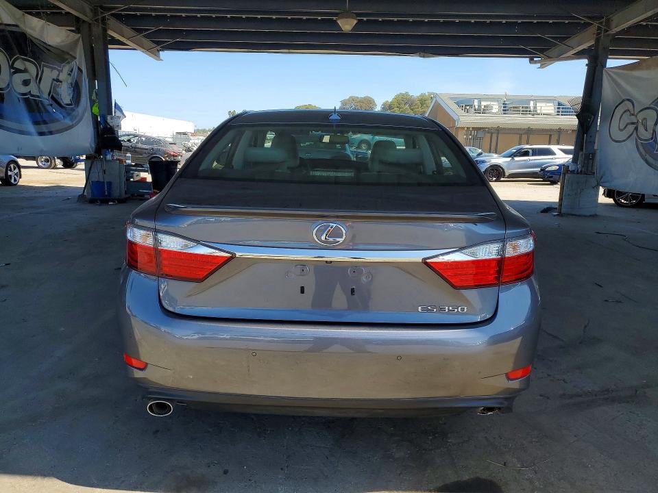 67073696 :رقم المزاد ، JTHBK1GG7E2114938 vin ، 2014 Lexus Es مزاد بيع