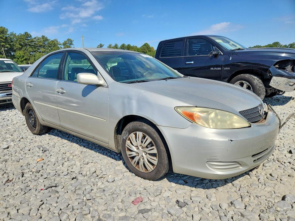 69643476 :رقم المزاد ، 4T1BE32K84U905235 vin ، 2004 Toyota Camry مزاد بيع