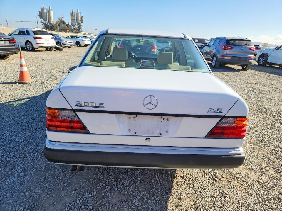 Auction sale of the 1992 Mercedes-benz 300, vin: WDBEA26DXNB561227, lot number: 69226016