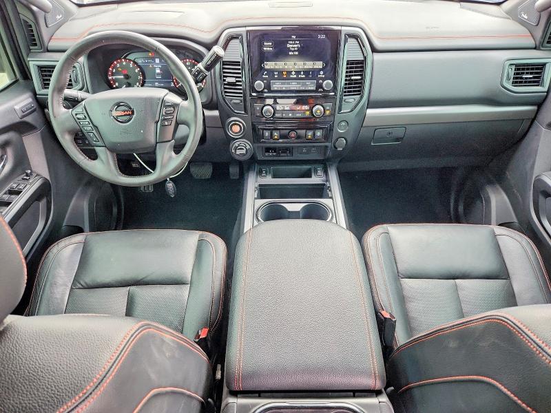 70004976 :رقم المزاد ، 1N6AA1ED0MN525925 vin ، 2021 Nissan Titan مزاد بيع