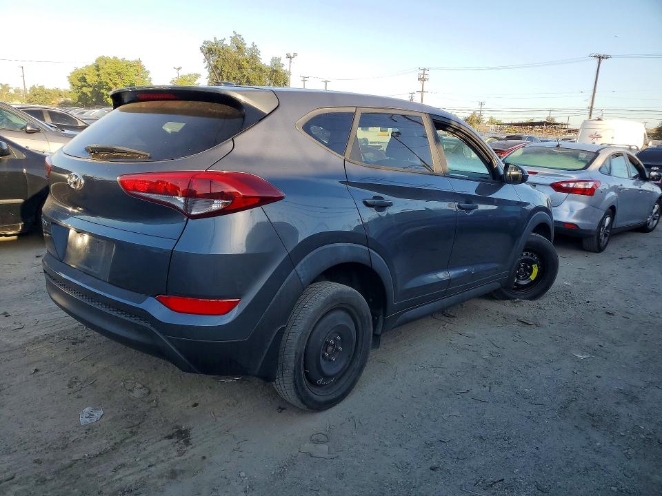2017 Hyundai Tucson მანქანა იყიდება აუქციონზე, vin: KM8J23A45HU550098, აუქციონის ნომერი: 68663376