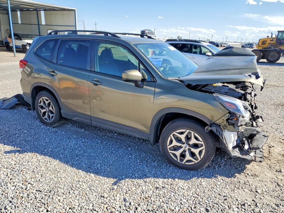 Продаж на аукціоні авто 2023 Subaru Forester, vin: JF2SKAEC6PH450664, номер лоту: 67219126