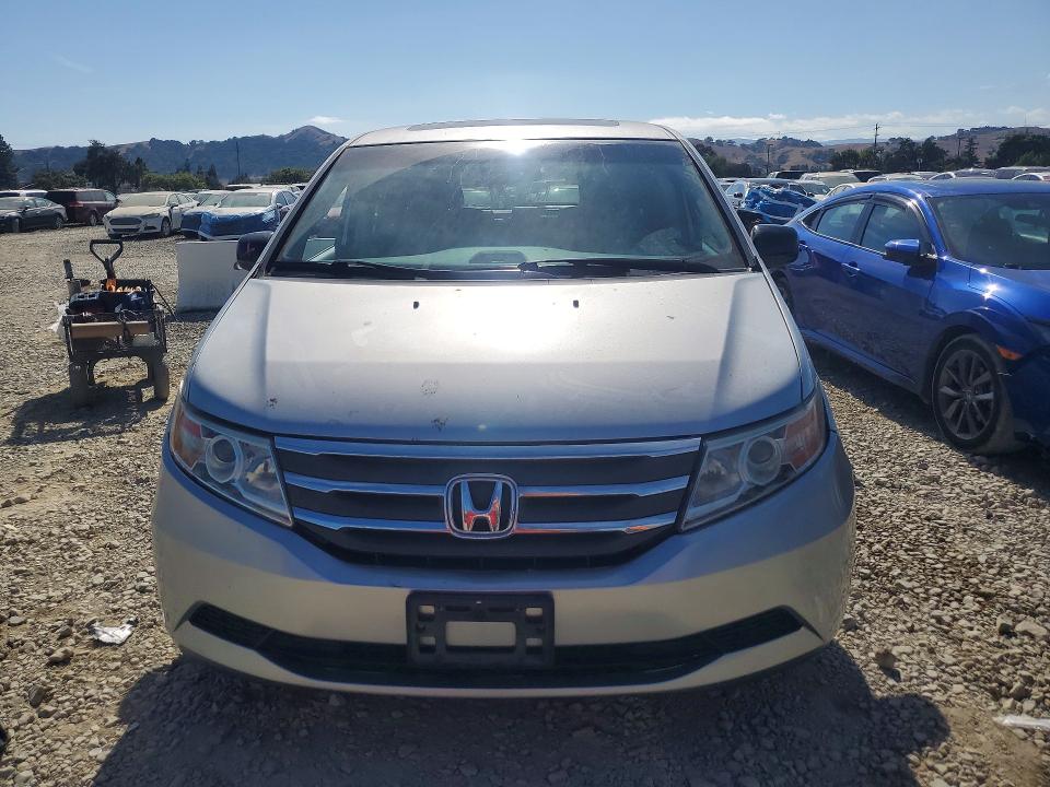 67407146 :رقم المزاد ، 5FNRL5H65BB056802 vin ، 2011 Honda Odyssey مزاد بيع