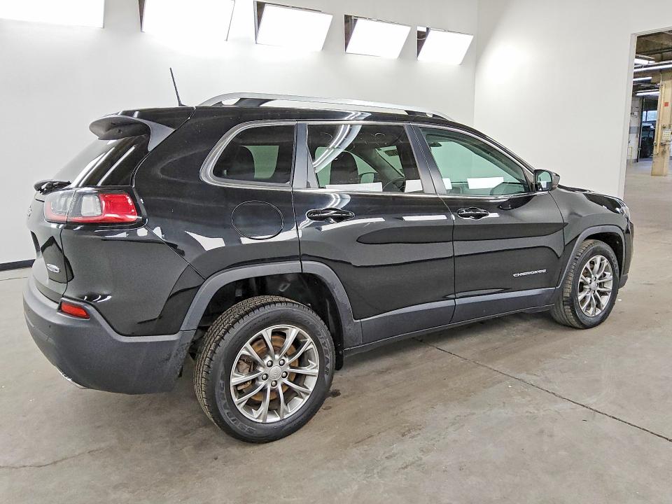 66490176 :رقم المزاد ، 1C4PJLLX6KD439785 vin ، 2019 Jeep Cherokee مزاد بيع