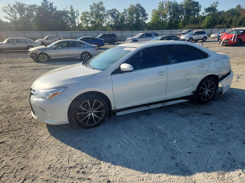 Aukcja sprzedaży 2015 Toyota Camry, vin: 4T1BF1FK1FU872531, numer aukcji: 67478186