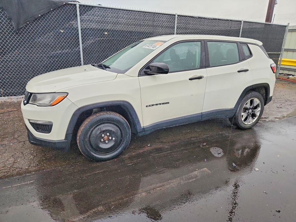 2018 Jeep Compass მანქანა იყიდება აუქციონზე, vin: 3C4NJCAB3JT263379, აუქციონის ნომერი: 67425746