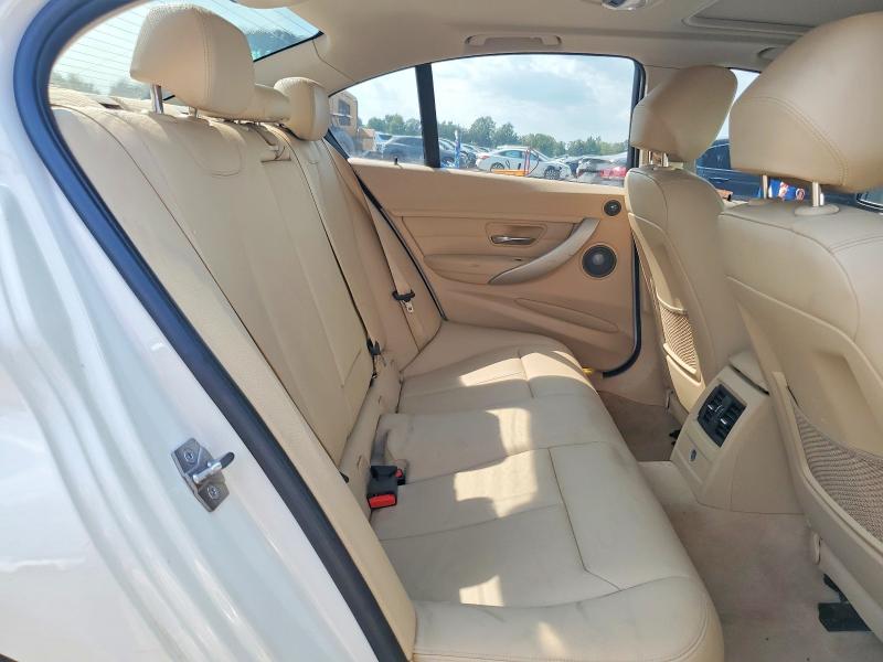 66212526 :رقم المزاد ، WBA3A5C56DF602240 vin ، 2013 Bmw 328 مزاد بيع