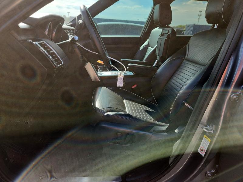 68222796 :رقم المزاد ، SALRRBBV5HA042504 vin ، 2017 Land Rover Discovery مزاد بيع
