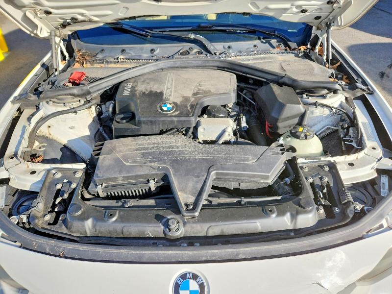 2015 Bmw 320 მანქანა იყიდება აუქციონზე, vin: WBA3C3C56FK202056, აუქციონის ნომერი: 69569376