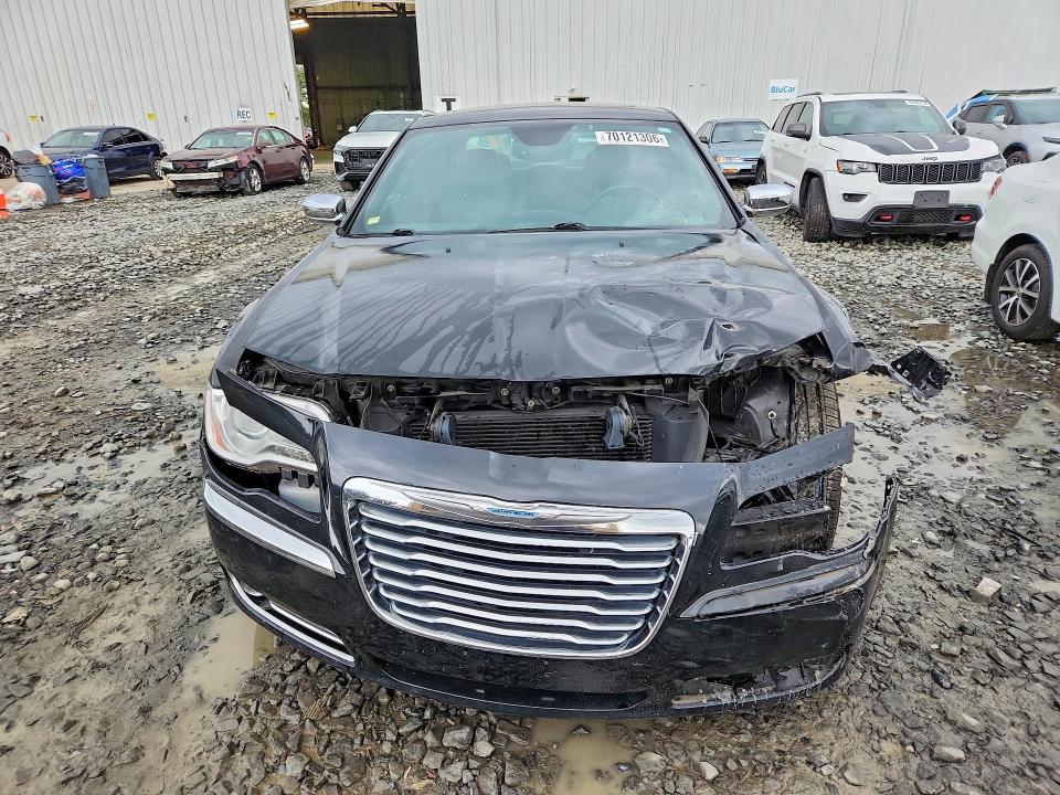 70121306 :رقم المزاد ، 2C3CCAKT2EH183880 vin ، 2014 Chrysler 300c مزاد بيع