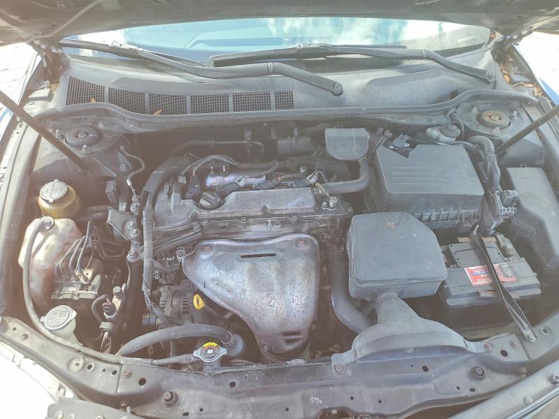 70277136 :رقم المزاد ، 4T1BF3EK9AU533084 vin ، 2010 Toyota Camry مزاد بيع