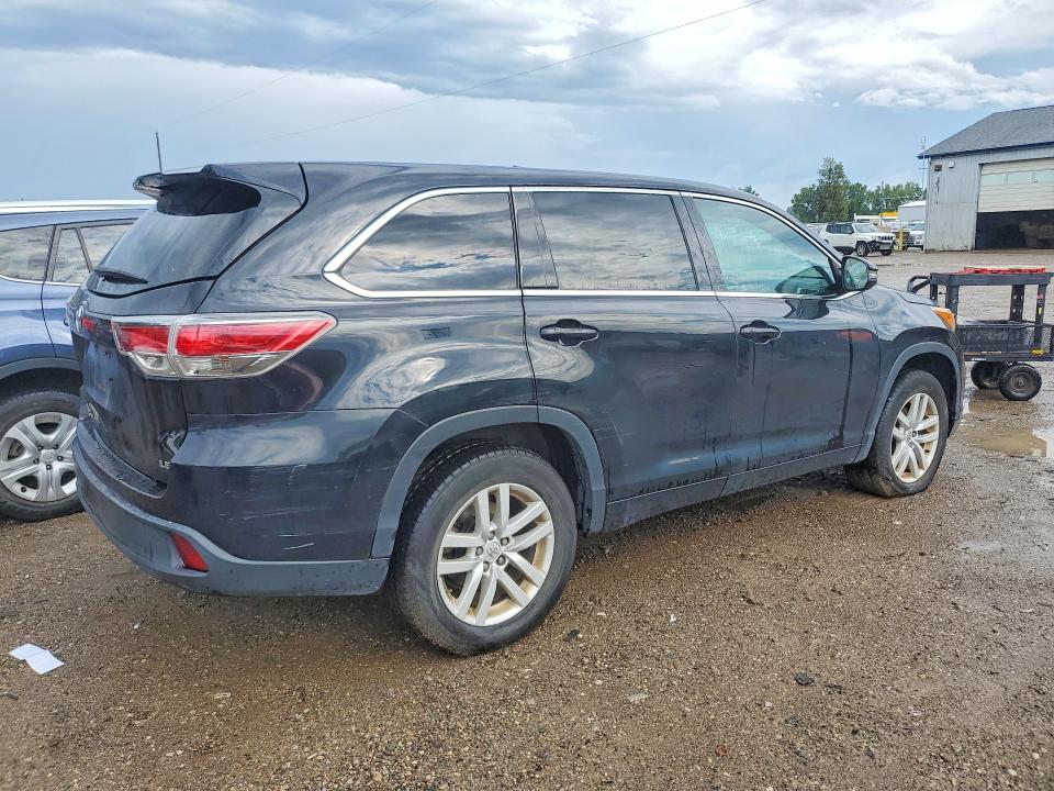 67818026 :رقم المزاد ، 5TDZARFH8FS015082 vin ، 2015 Toyota Highlander مزاد بيع
