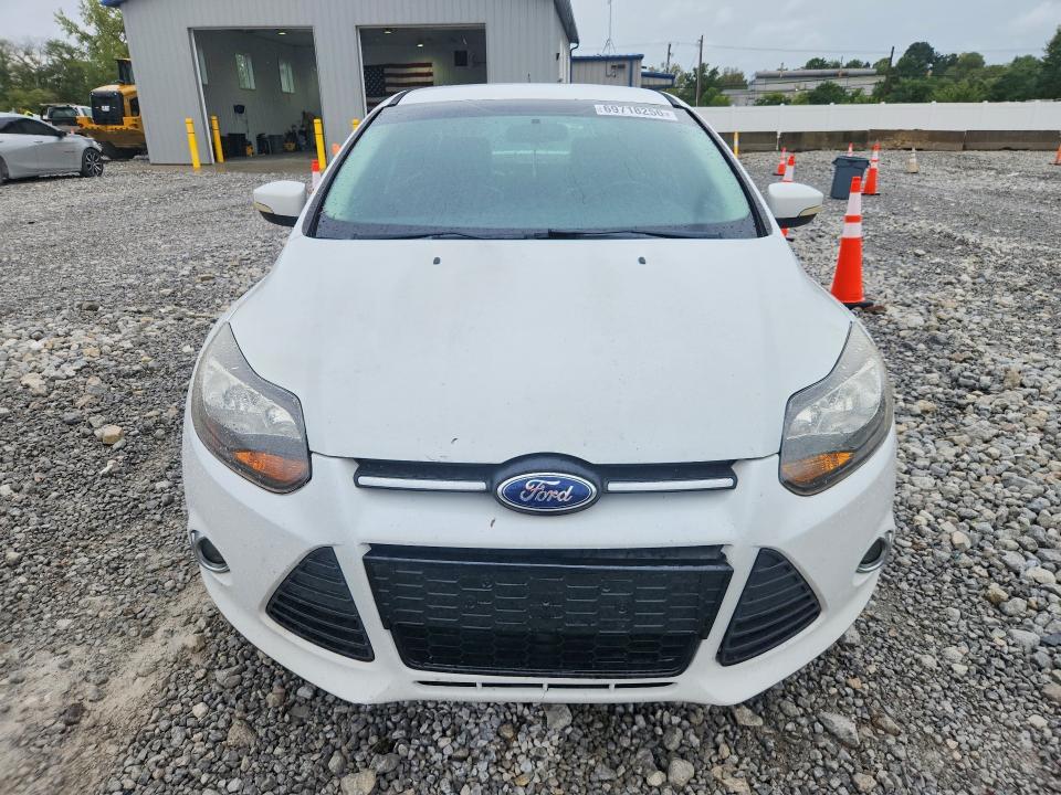 2014 Ford Focus მანქანა იყიდება აუქციონზე, vin: 1FADP3F28EL142759, აუქციონის ნომერი: 69718256