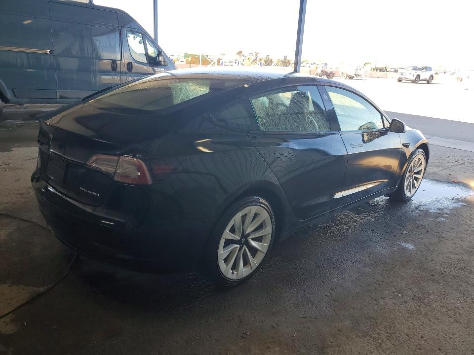 68204186 :رقم المزاد ، 5YJ3E1EBXNF290576 vin ، 2022 Tesla Model 3 مزاد بيع