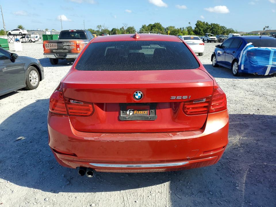2013 Bmw 328 მანქანა იყიდება აუქციონზე, vin: WBA3C1C56DF436952, აუქციონის ნომერი: 68233606