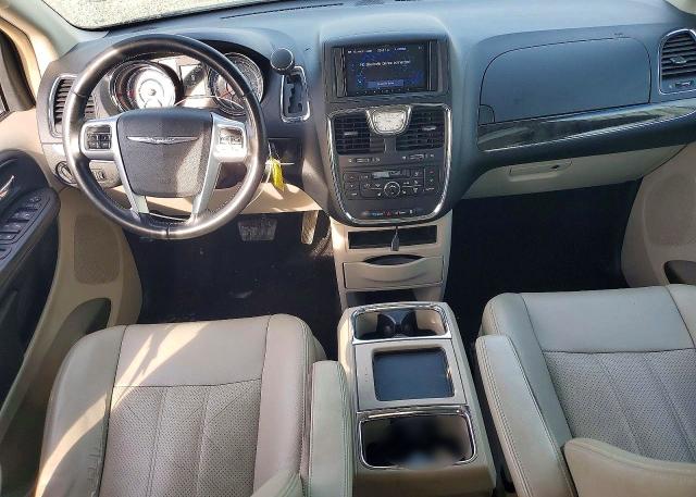 2011 Chrysler Town & Country მანქანა იყიდება აუქციონზე, vin: 2A4RR8DG2BR682238, აუქციონის ნომერი: 69459946
