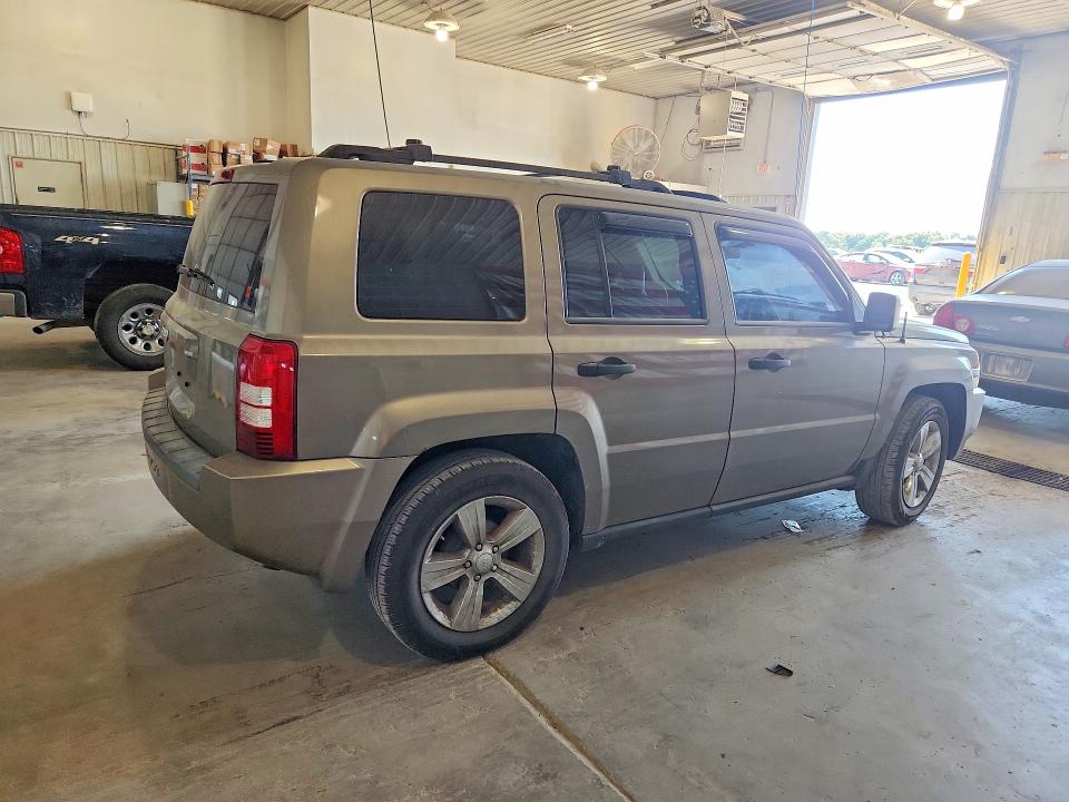 67510046 :رقم المزاد ، 1J8FT28068D637327 vin ، 2008 Jeep Patriot مزاد بيع