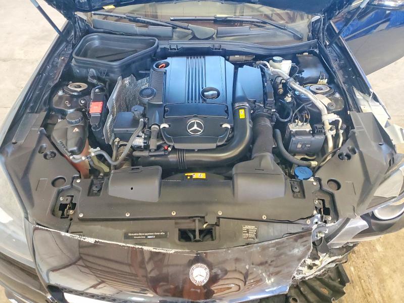 69003246 :رقم المزاد ، WDDPK4HA9FF111087 vin ، 2015 Mercedes-benz Slk مزاد بيع