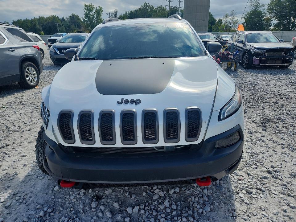 70053656 :رقم المزاد ، 1C4PJMBX1JD517069 vin ، 2018 Jeep Cherokee مزاد بيع