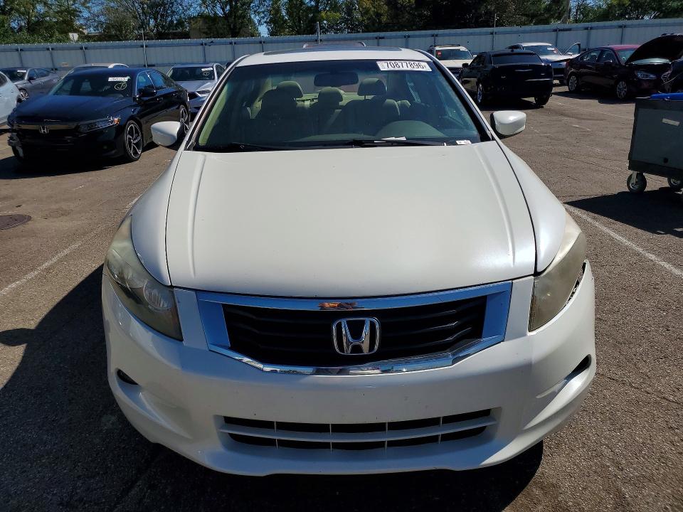 Продажа на аукционе авто 2010 Honda Accord, vin: 1HGCP3F81AA030483, номер лота: 70877896