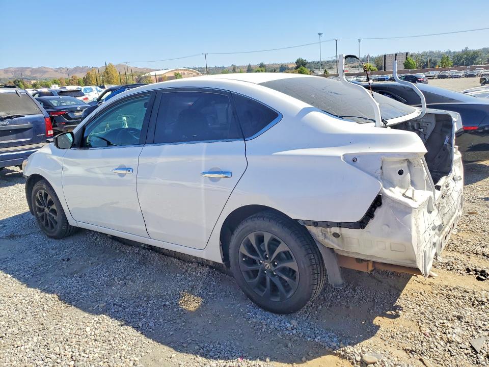 Продаж на аукціоні авто 2018 Nissan Sentra, vin: 3N1AB7AP4JY249527, номер лоту: 69624266