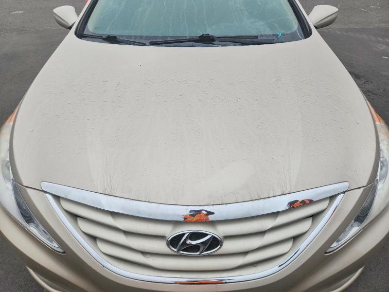 69819706 :رقم المزاد ، 5NPEB4AC5BH042881 vin ، 2011 Hyundai Sonata مزاد بيع