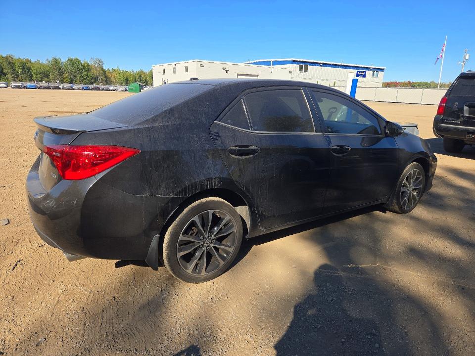 Продажа на аукционе авто 2018 Toyota Corolla, vin: 2T1BURHE8JC985558, номер лота: 69790556