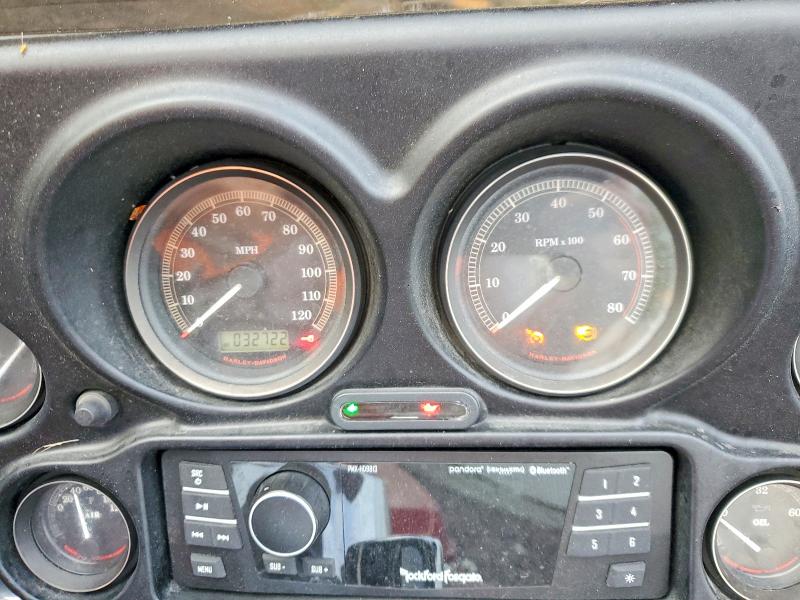 68820216 :رقم المزاد ، 1HD1FC4119Y619324 vin ، 2009 Harley-davidson Flhtcu مزاد بيع