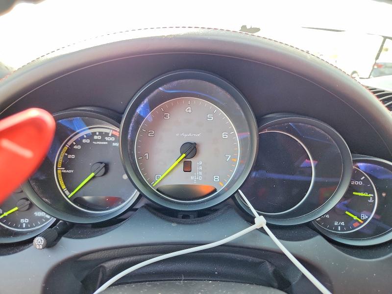 Продаж на аукціоні авто 2017 Porsche Cayenne, vin: WP1AE2A28HLA73997, номер лоту: 71015246