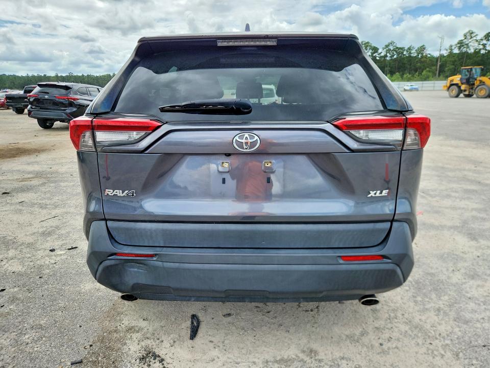 Auction sale of the 2019 Toyota Rav4, vin: JTMC1RFV1KD008346, lot number: 67839336