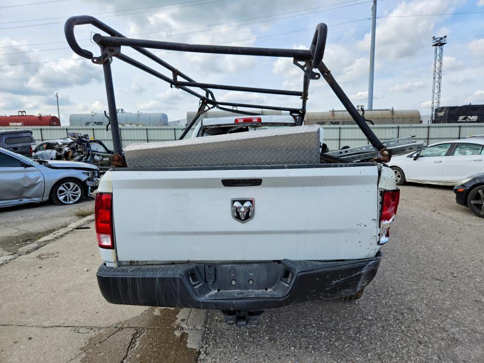 Продаж на аукціоні авто 2022 Ram 1500 Classic, vin: 3C6JR6DG7NG330099, номер лоту: 60200256