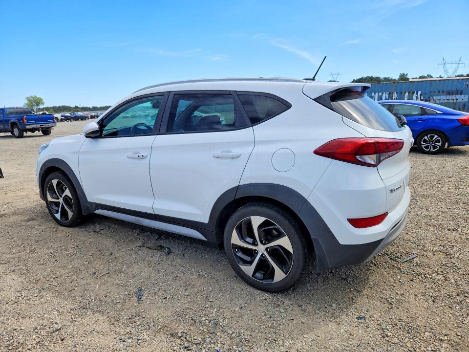 67334806 :رقم المزاد ، KM8J33A25HU468982 vin ، 2017 Hyundai Tucson مزاد بيع