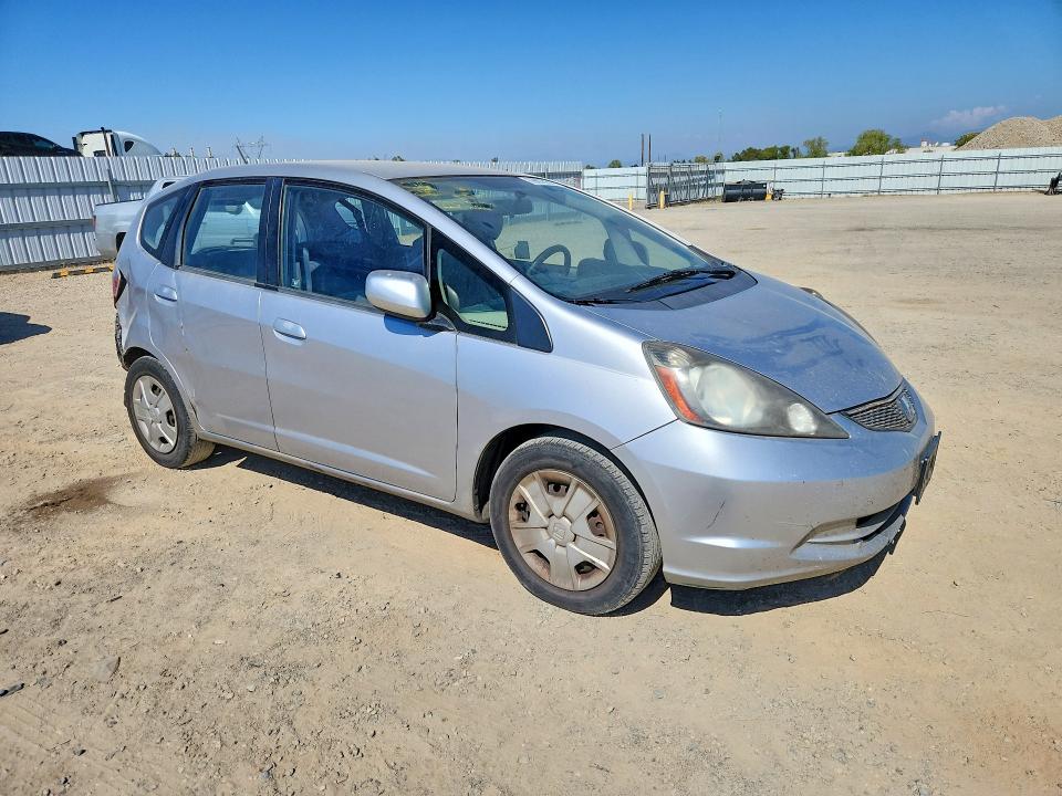 Продажа на аукционе авто 2013 Honda Fit, vin: JHMGE8H35DC061411, номер лота: 69892936