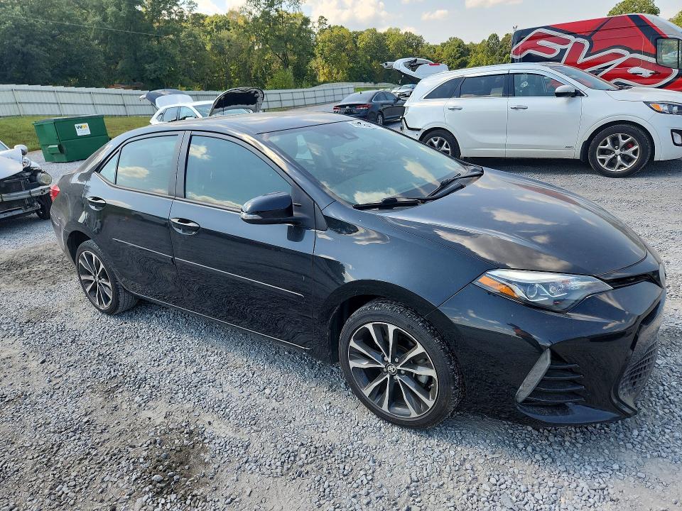 Aukcja sprzedaży 2017 Toyota Corolla, vin: 5YFBURHE8HP728863, numer aukcji: 69770206