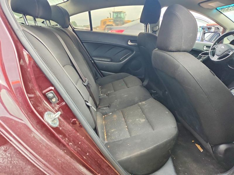 69175496 :رقم المزاد ، 3KPFK4A70HE119452 vin ، 2017 Kia Forte مزاد بيع